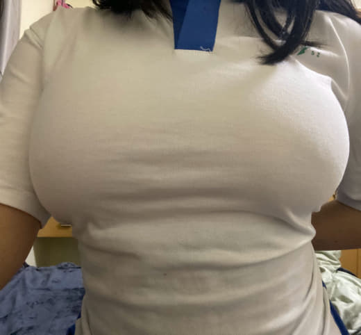 【2023_04_14】Long_hair_+_black_stockings_touching_pussy_🥰.m4v